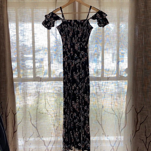 Dress - Picture 6 of 6